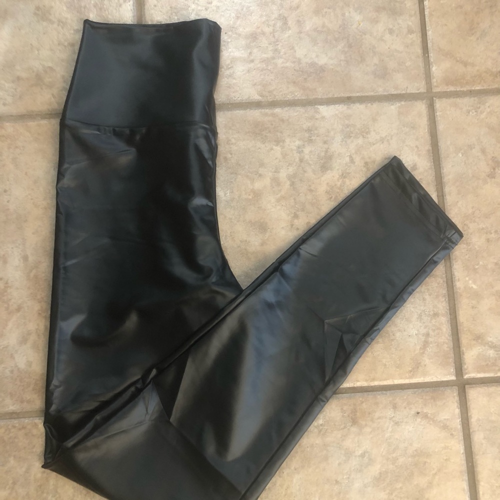 Faux leather leggings